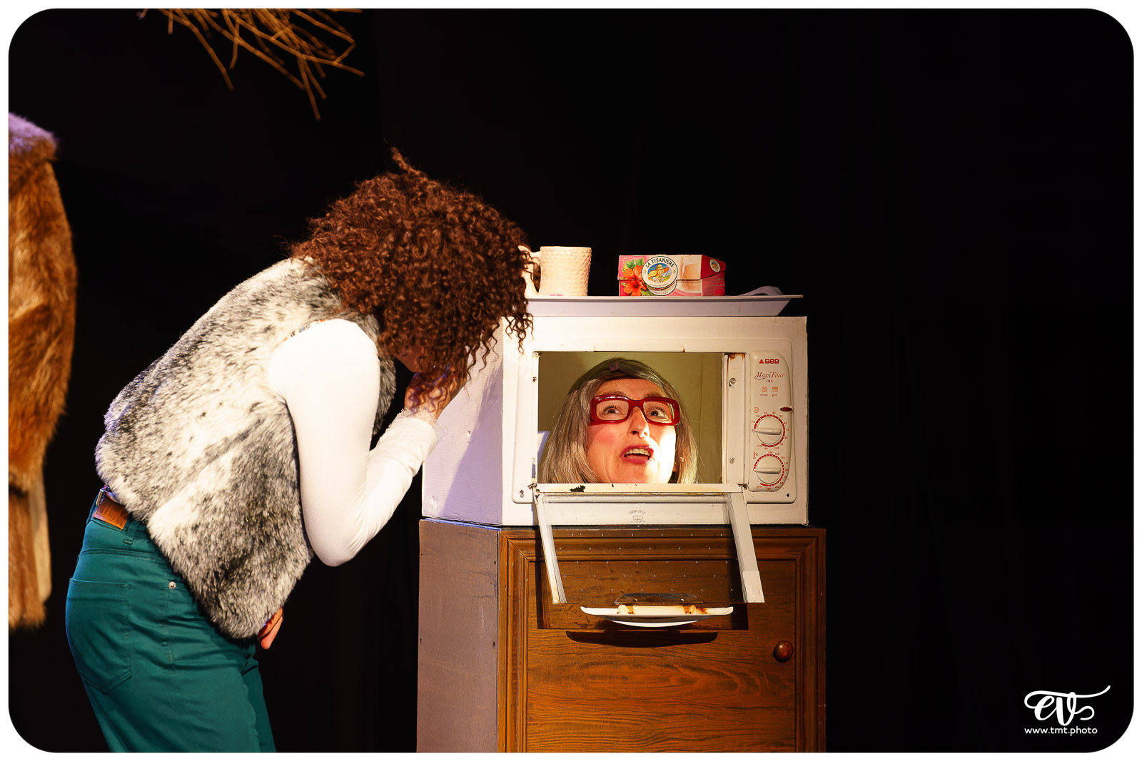 ON VOUS RACONTE DES HISTOIRES (CIE DU DÉTOUR)